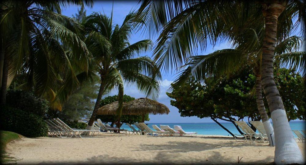 Caribbean Club Boutique Hotel, Grand Cayman Seven Mile Beach Luaran gambar