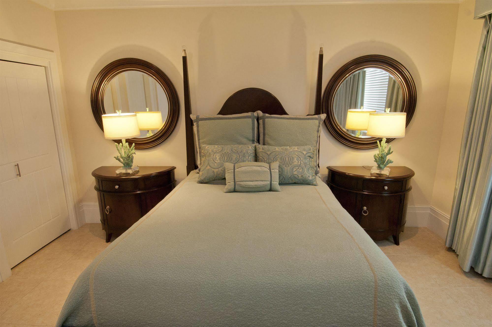 Caribbean Club Boutique Hotel, Grand Cayman Seven Mile Beach Luaran gambar
